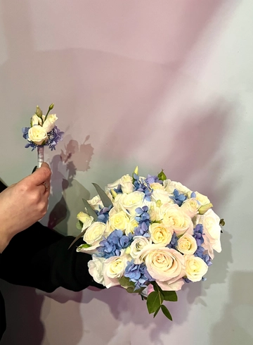 Букет невесты «Яркие чувства» от интернет-магазина цветов в 