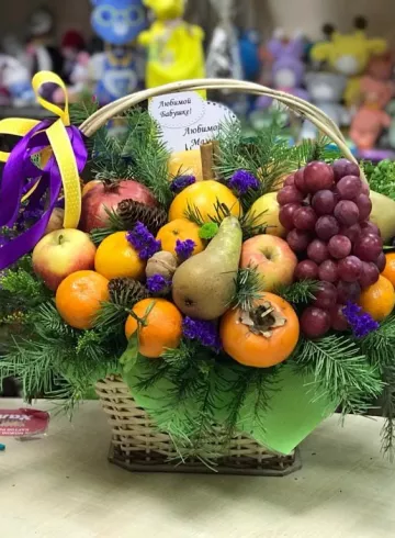 Подарочная корзина «Декабрьское утро» от интернет-магазина цветов в 