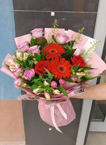 Букет «Самой родной» от интернет-магазина цветов в 