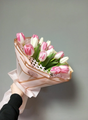 Букет «Брют» от интернет-магазина цветов в 